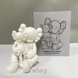 22cm Kaws Holiday Changbai Mountain White Sitting Holding