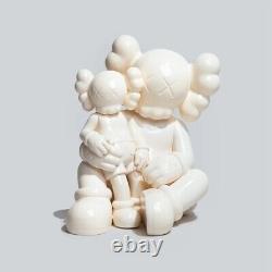 22cm Kaws Holiday Changbai Mountain White Sitting Holding