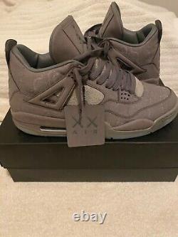 Jordan Air 4 Retro Kaws Size 11 Basketball Shoes Gray/White