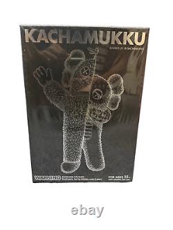 KAWS KACHAMUKKU Vinyl Figure Black