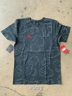 KAWS x Air Jordan T-Shirt Men's Large Brand New 884488-010 IV 4 Limited Edition
