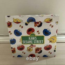 Kaws Sesame Street UNIQLO Plush DollComplete Doll Toy set 5 with box