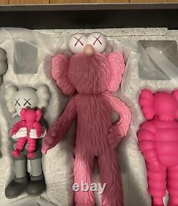 New KAWS Family Vinyl Figures Grey/Pink Collectible Valentines FAST SHIP