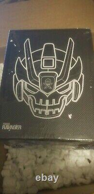 Quiccs Martian Toys TEQ63 7.3 RAVAGER WHITE EDITION SEALED! ONLY 300 MADE KAWS